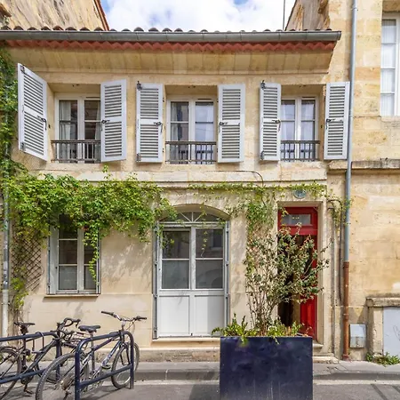 Maison Capucine - 2 Chambres, Patio, Centre 公寓